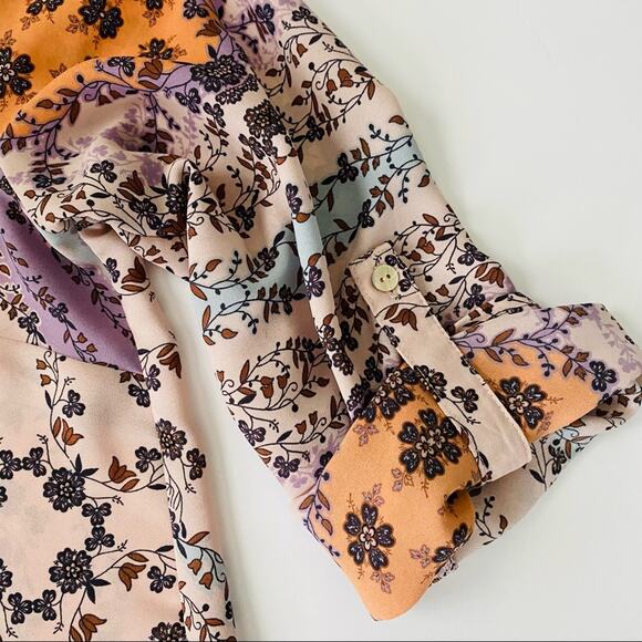 Black Rainn | @ Flowing Floral Roll Sleeve Blouse - Picture 6 of 9